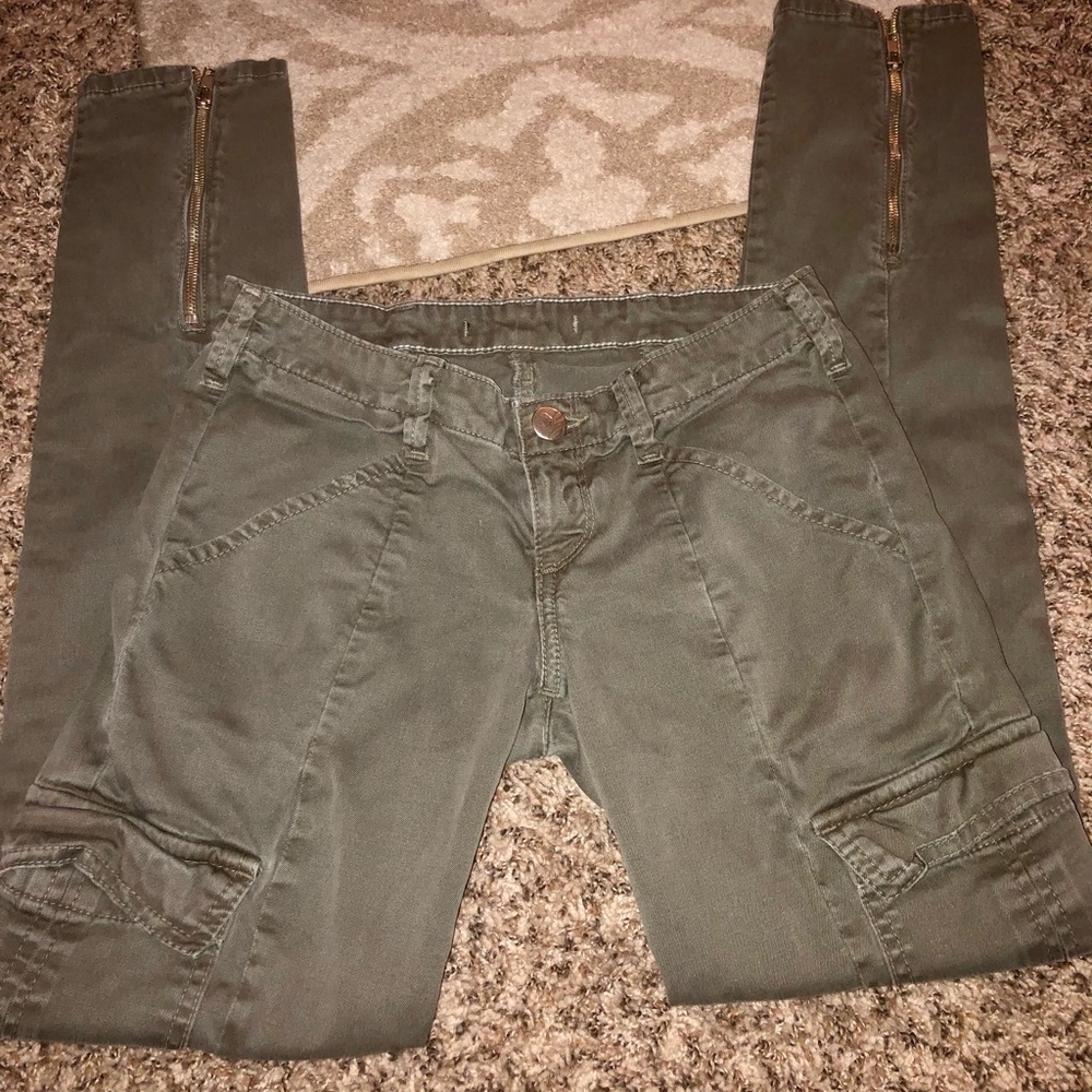 Guido & Mary Olive Cargo Pants